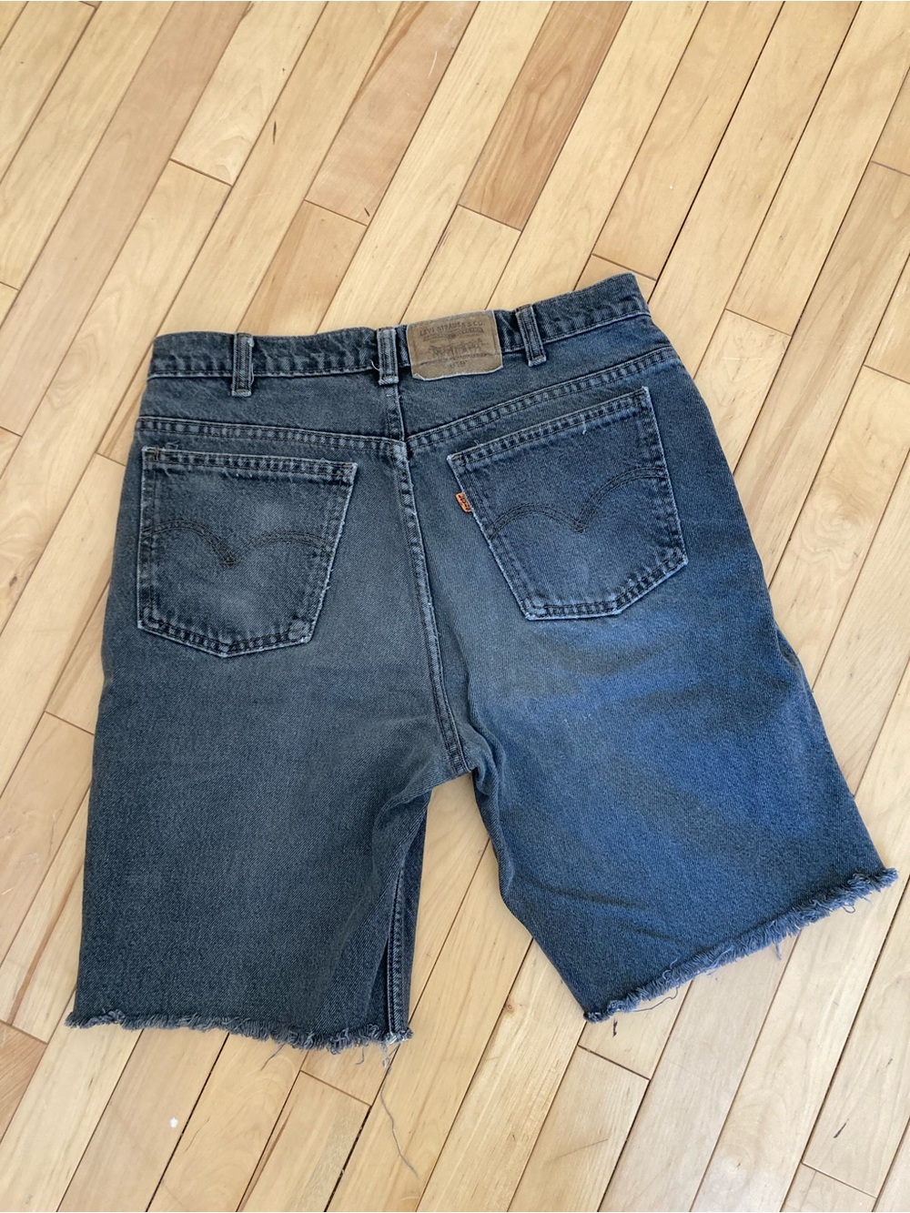 Vintage Levi’s 619 shorts